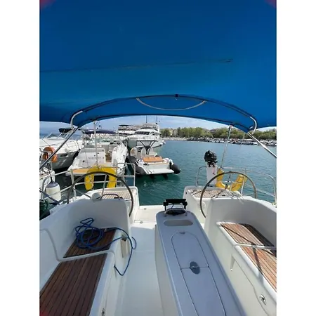 S Odyssey 31036ib Hotel *