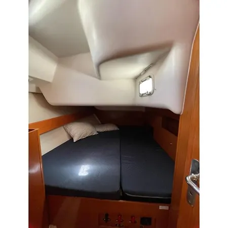 S Odyssey 31036ib Hotel Corfu (city)