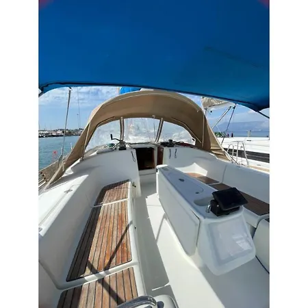 S Odyssey 31036ib Hotel Corfu (city)